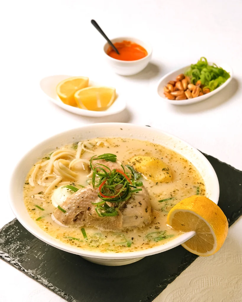 Caldo de gallina con cancha